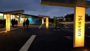 Pareawa-Banks-Avenue-School-Entrance-at-Night